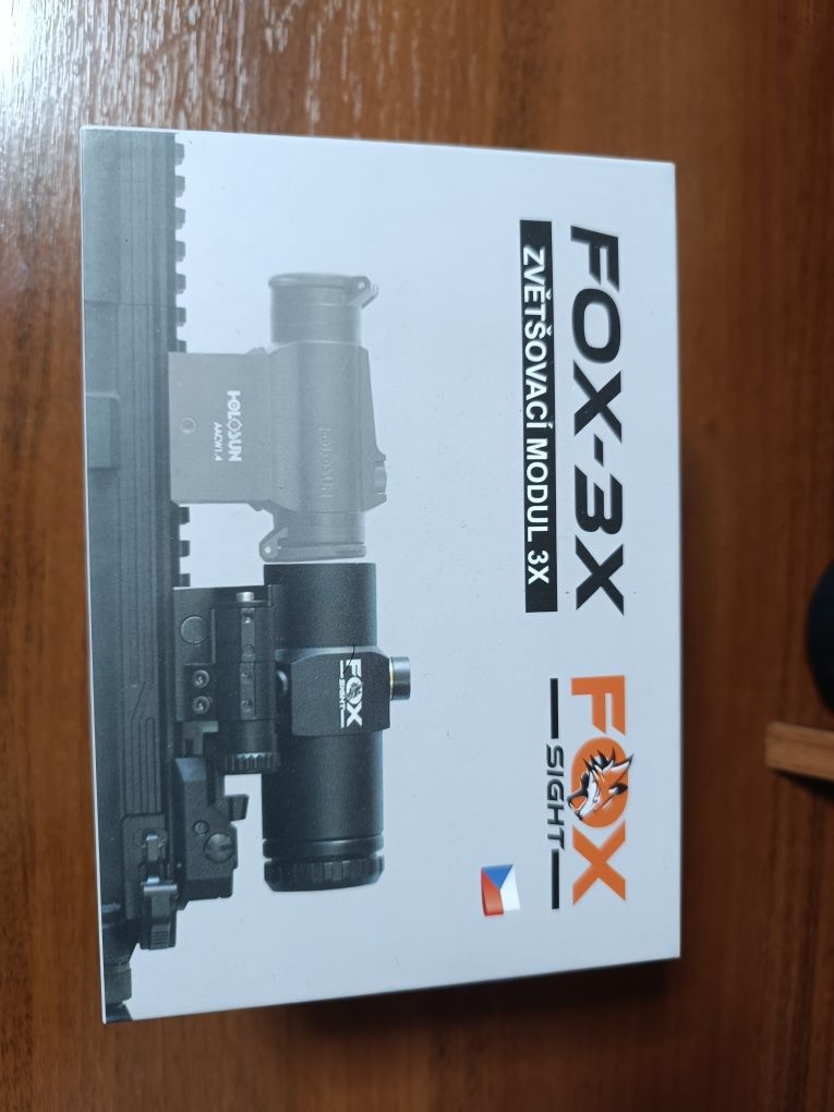 Продаю увеличитель FOX-3X и коллиматорный прицеп Holosun
