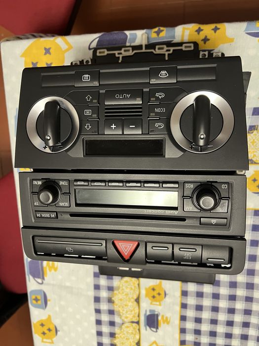 Consola central audi A3 8P