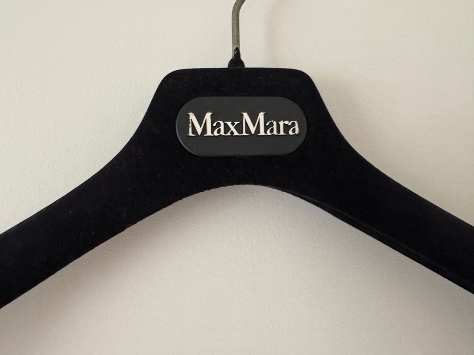 Cabide em veludo Max Mara