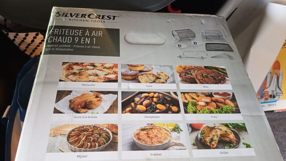 Air fryer 9 em 1 SilverCrest na caixa