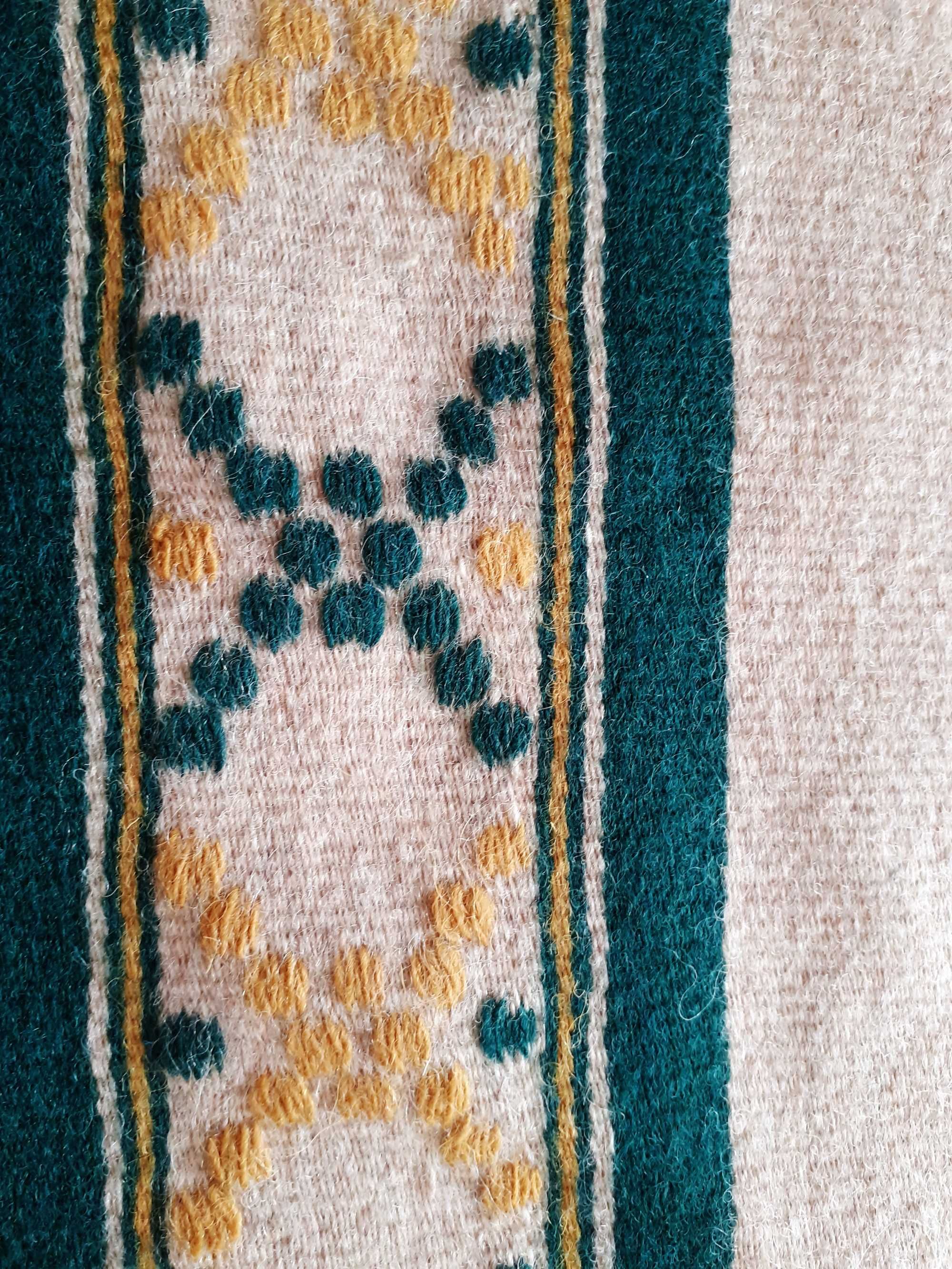 Wełniany kilim, makata , bieżnik gobelin