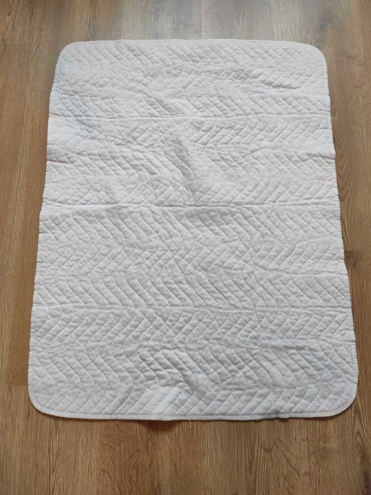 kołdra dziecięca+ 6 kompletów pościeli +2 pokrowce