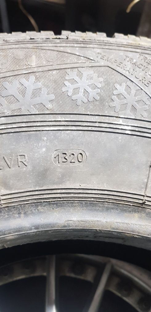 Продам вантажну гуму