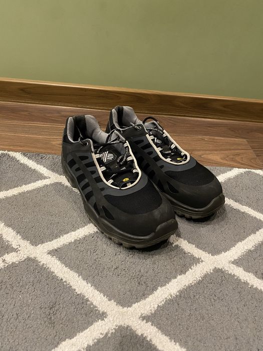 Buty robocze z blachą