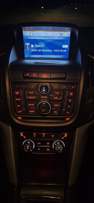 Śliczna Zafira 7osobowa Hak Grzana kierownica