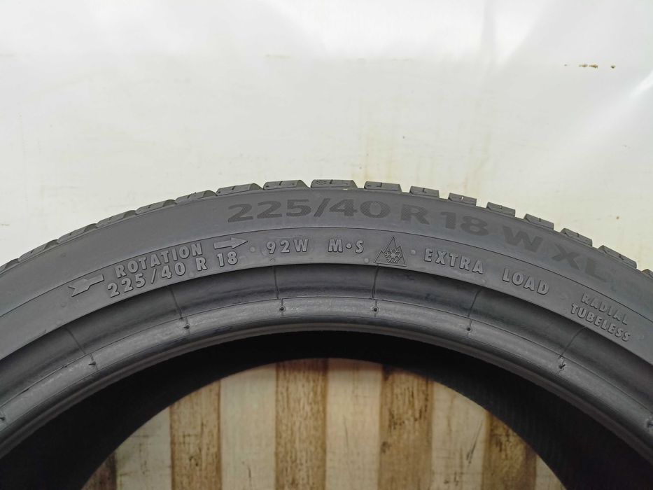 Continental AllSeasonContact 225/40/18 21r. 2x7,8mm (2089)