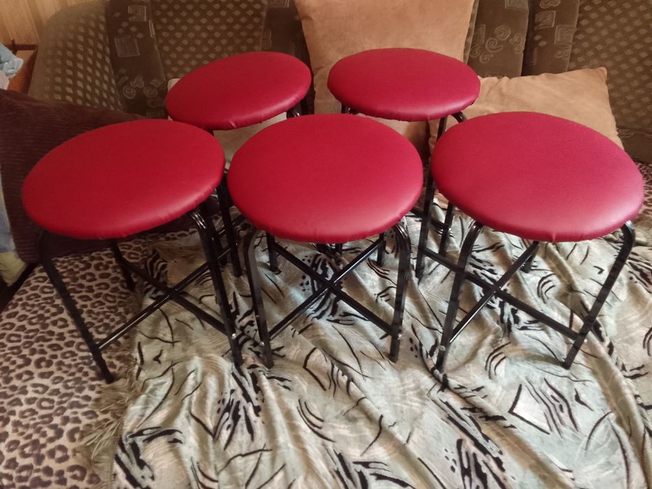 Табуретки стултя