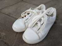 Кросівки для дівчинки білі, розмір 35-36