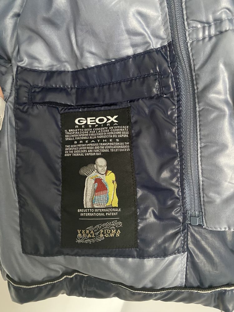 Kurtka geox granatowa puchowa z kapturem krótka 36/s