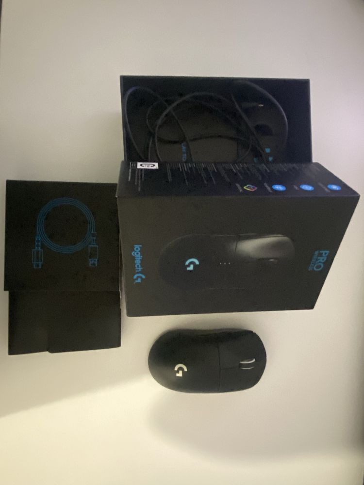 Sprzedam mysz logitech g pro