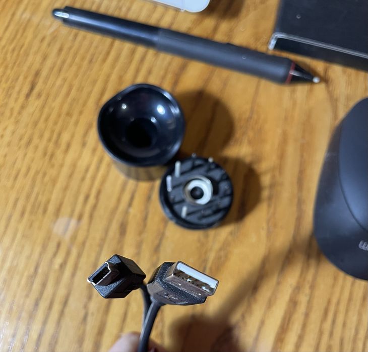 Графічний планшет Wacom Intuos 4