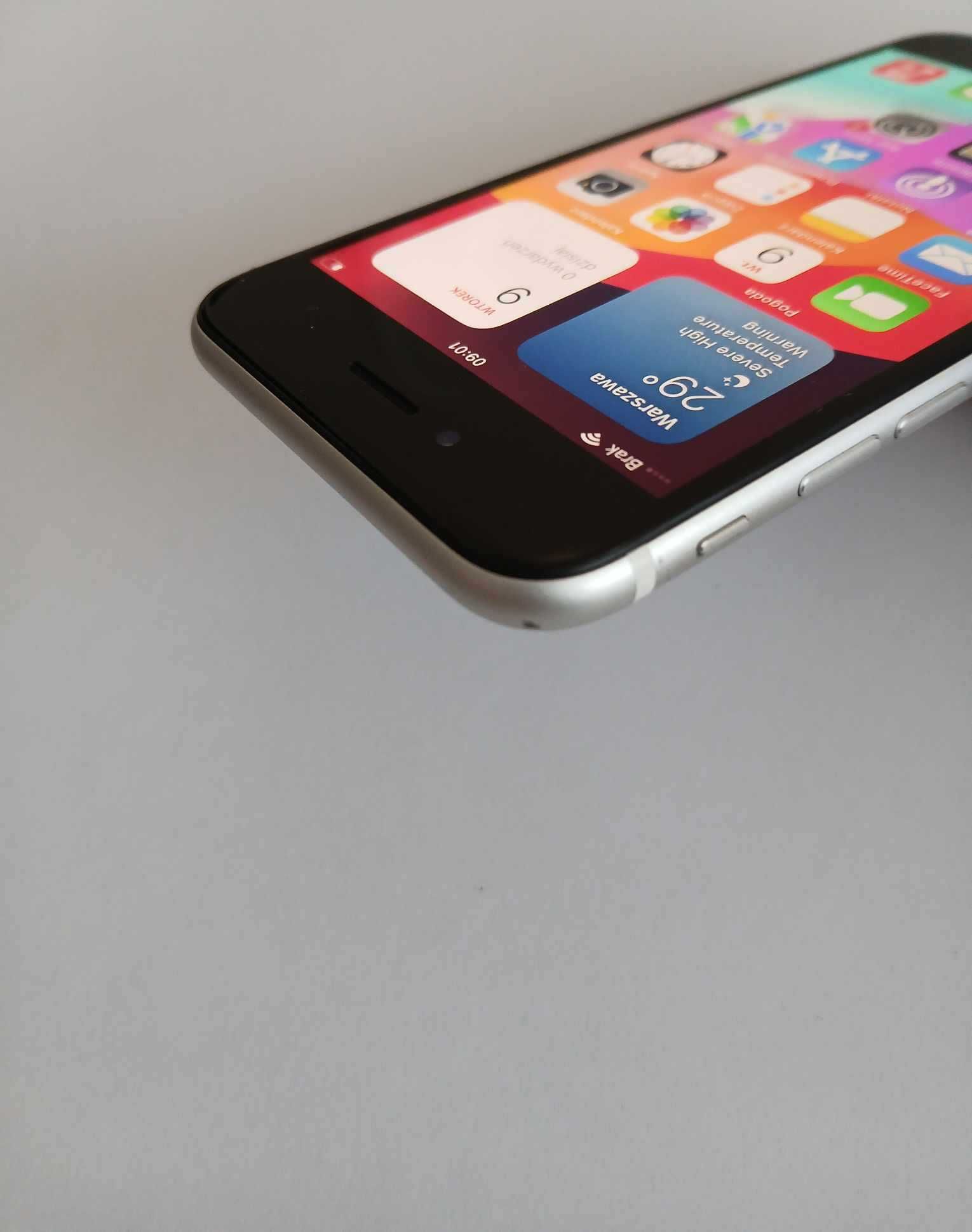 Iphone SE 2020, stan bardzo dobry