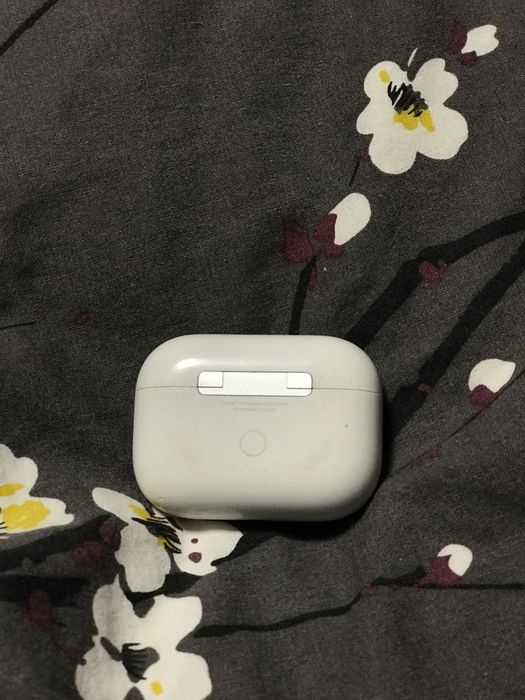 AirPods pro Gen 1 (оригінал)
