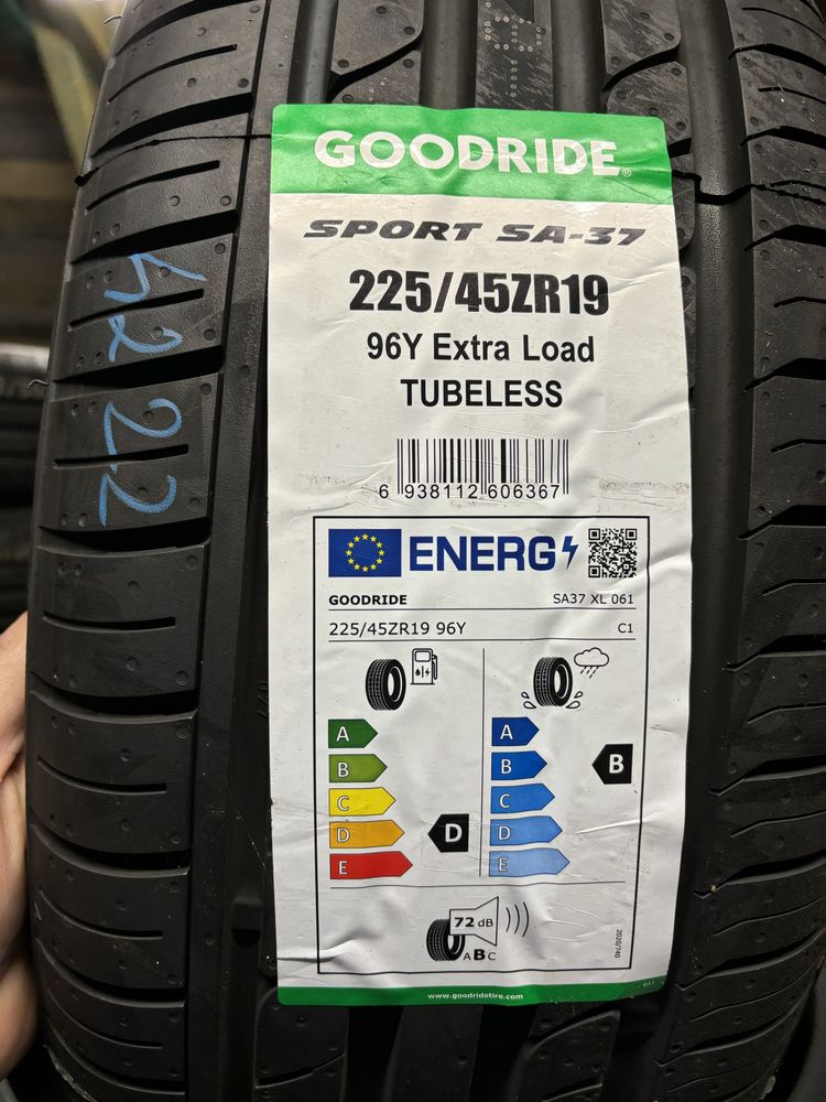 4szt letnie 225/45r19 96Y XL Goodride Sport SA-37 Nowe