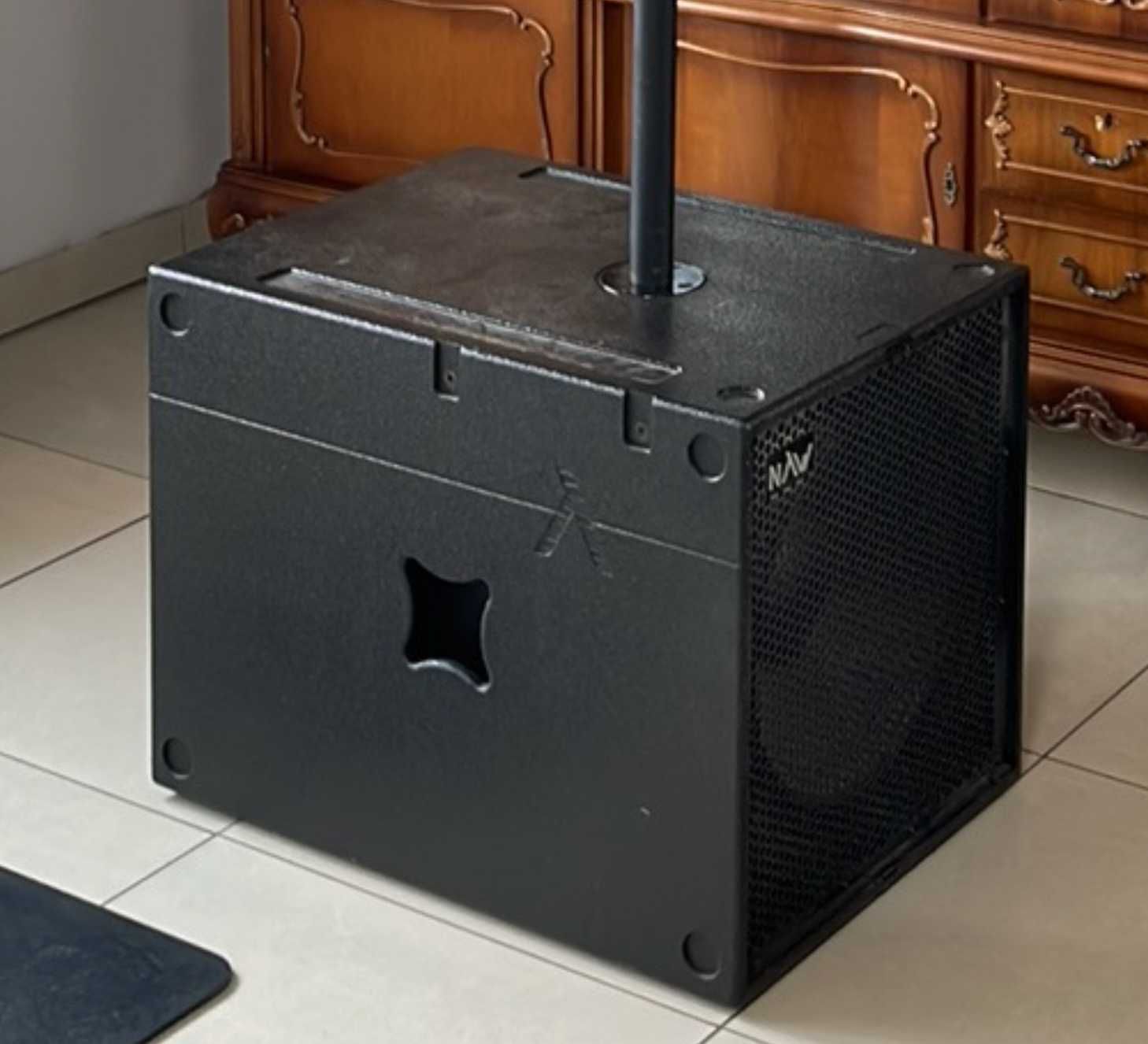 Electro Voice zx4