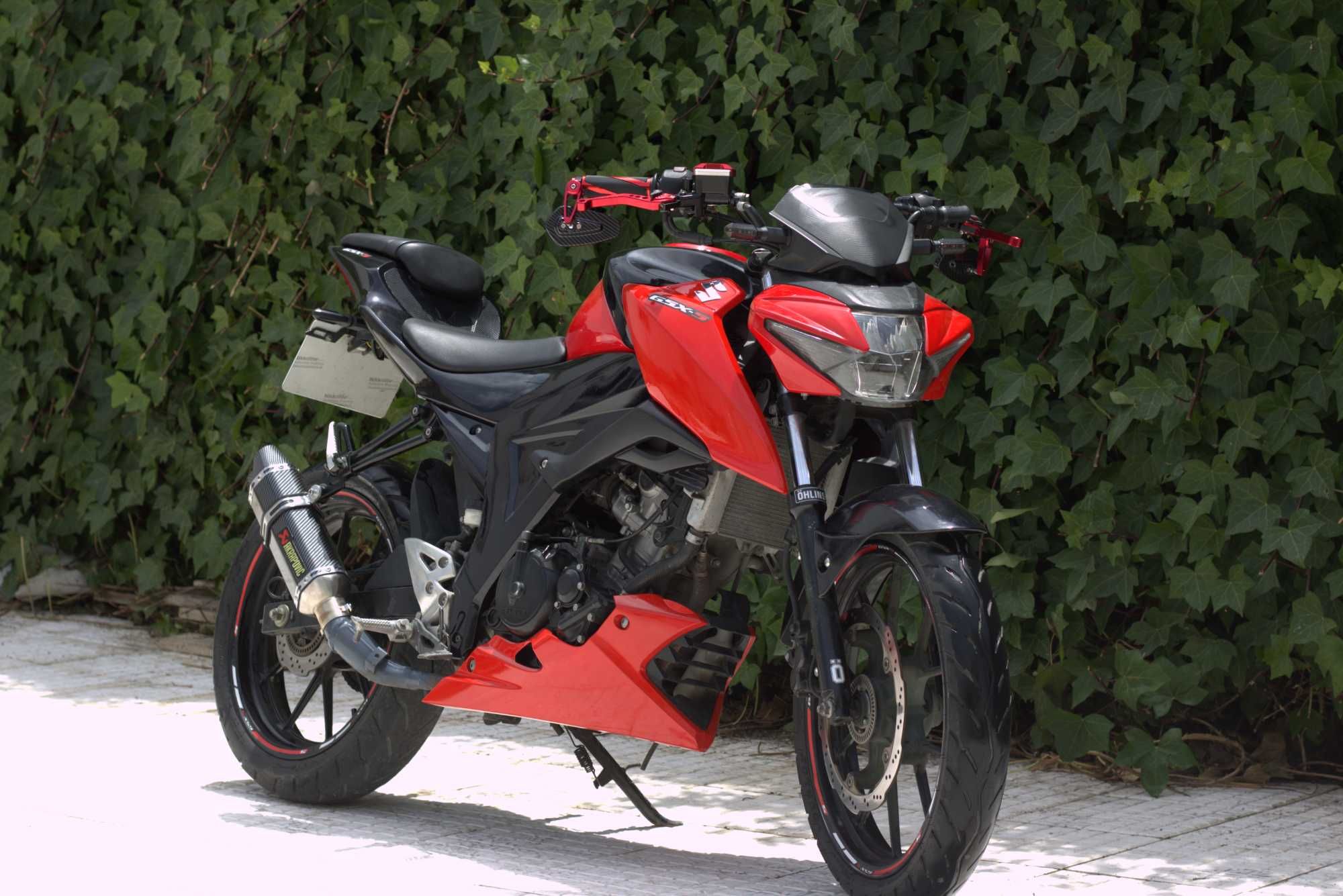 SUZUKI GSX-S 125 full extras!!!