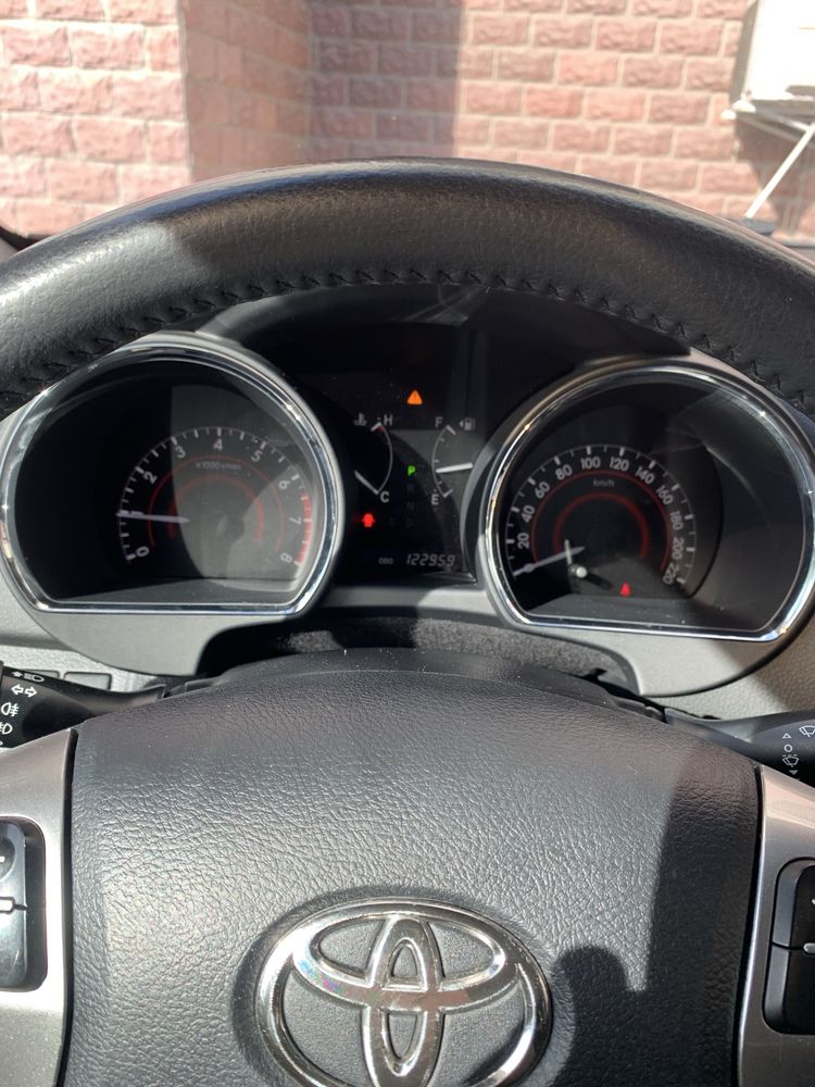 Toyota Highlander 2012 AWD XLE