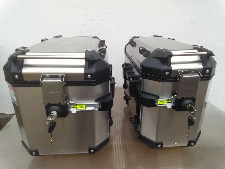 PLO1178CAM stelaż CRF1100 ADV SPORT (19>24)NOWY kufry boczne PLO1178MK