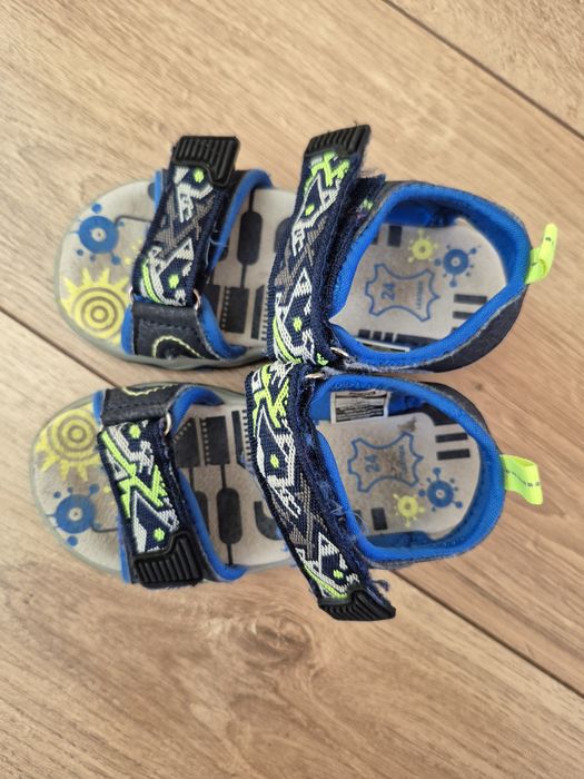 Sandały Bejo na rzepy