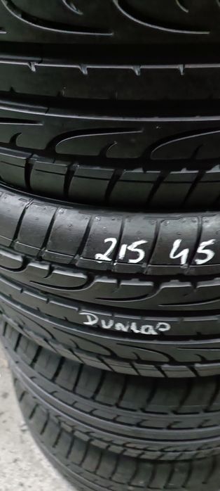 Pneus  215/45/16