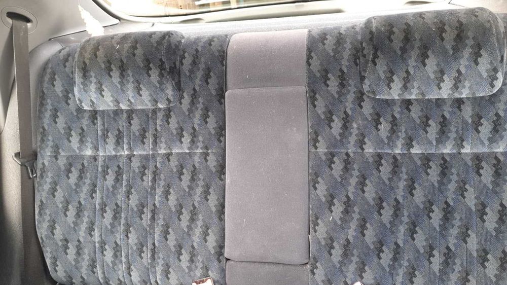 Ford Mondeo 1.6 i Gasolina 90 cv / 66 kW