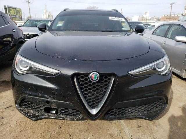 Alfa Romeo Stelvio Sport 2018 Року