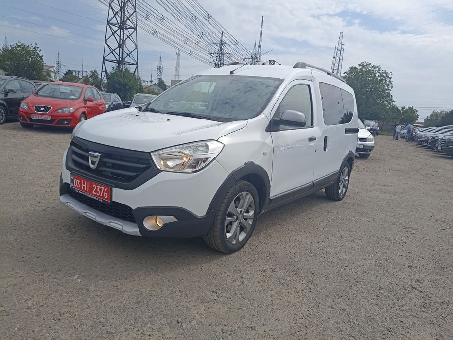 Dacia Dokker Stepvay 1.5 дизель 66 кВт 2015 р