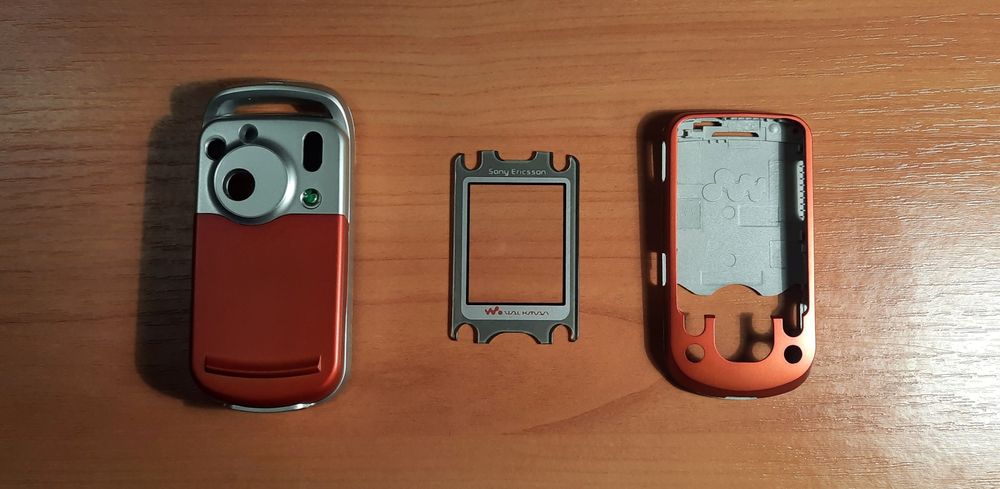 Корпус Sony Ericsson K300i, K500i, K510i, K600i, K700i, W550i, W810i.