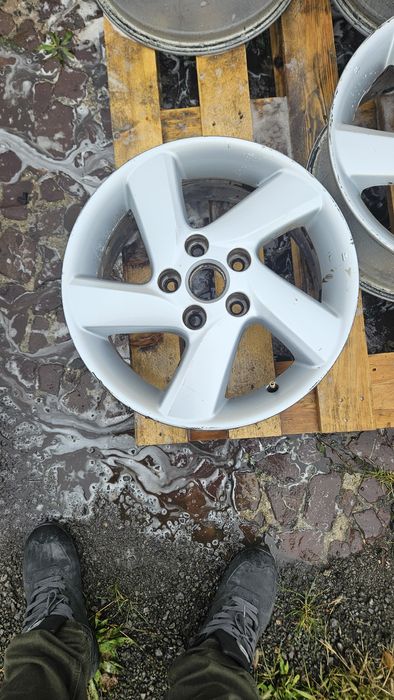 Felgi aluminiowe r16 mazda 6