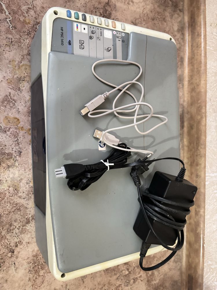 Продам мультипринтер HP PSC1410