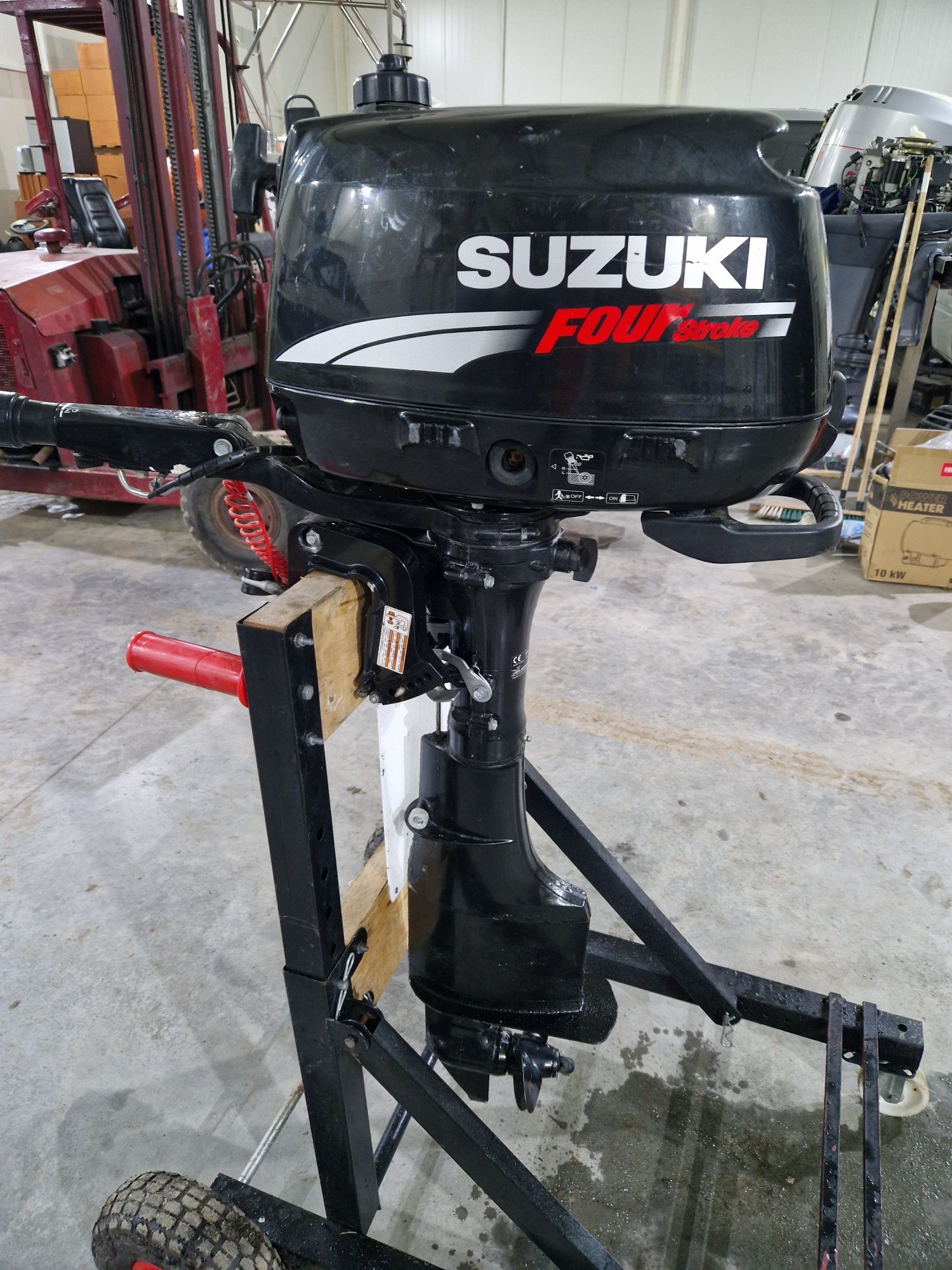 Suzuki df 4 długa stopa Silnik zaburtowy