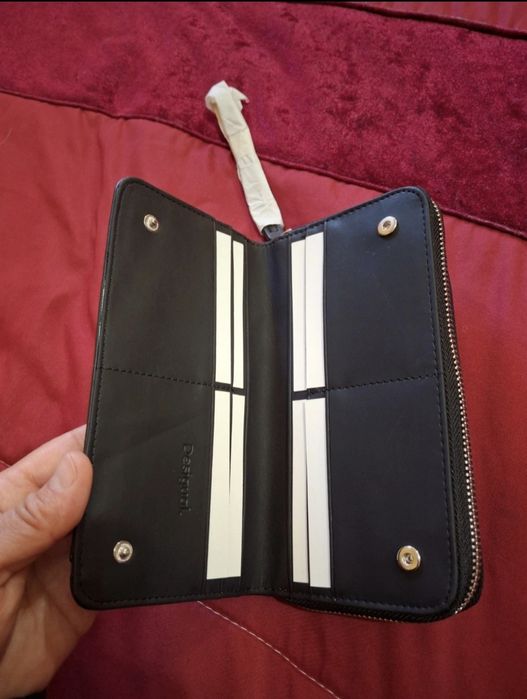 Carteira Desigual Nova e Original