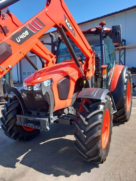 Kubota M5-112  Kubota M5-112 z ładowaczem MX