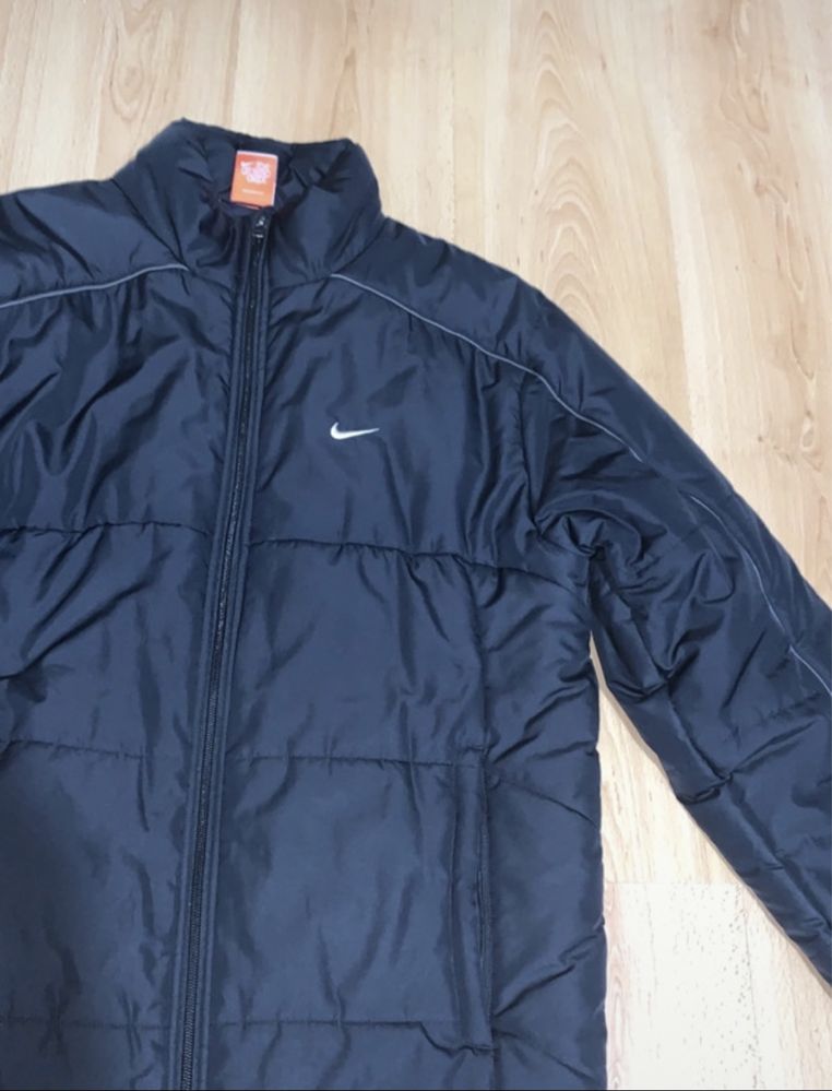 Blusão preto nike tamanho M