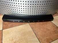 LISTWA ŚRODKOWA KLAPY BAGAŻNIKA PEUGEOT 2008 II GT LINE 9825956380