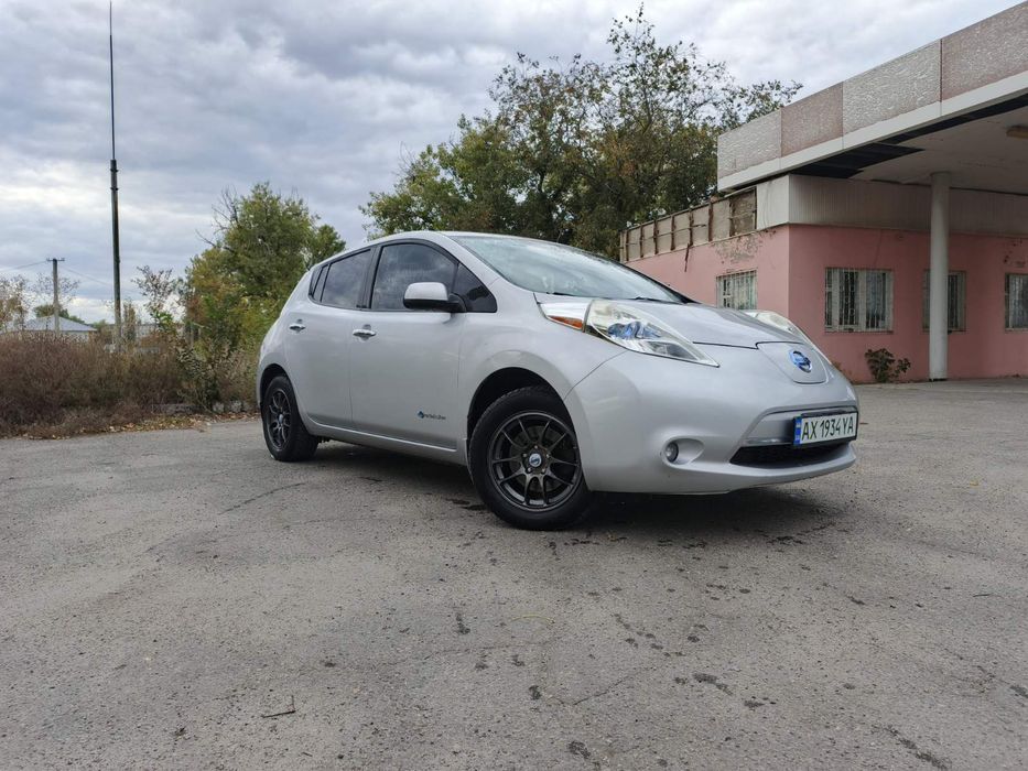 Nissan leaf 2014 Вебасто, рестайлінг.