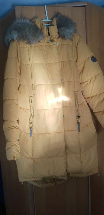 Kurtka zimowa misztardowa