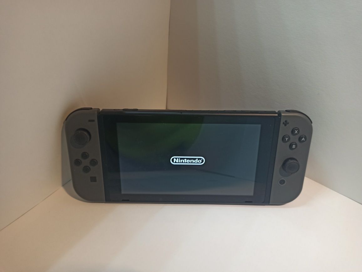 Nintendo switch + ігри