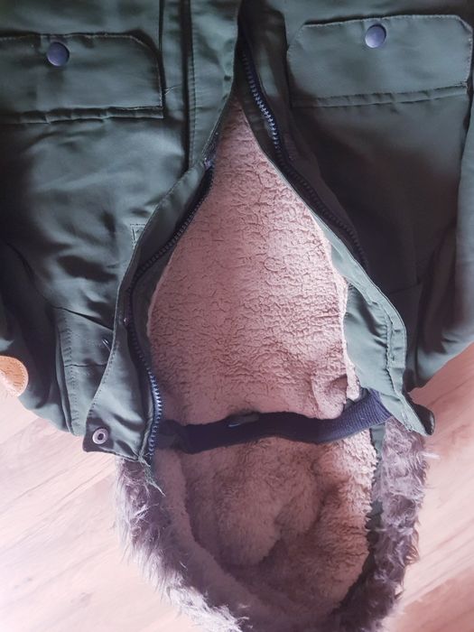 Zimowa kurtka chłopięca marki Pepco rozmiar 116 ( 6 Lat ).