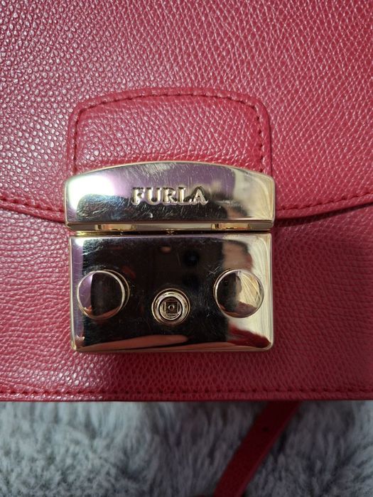 Furla через плече