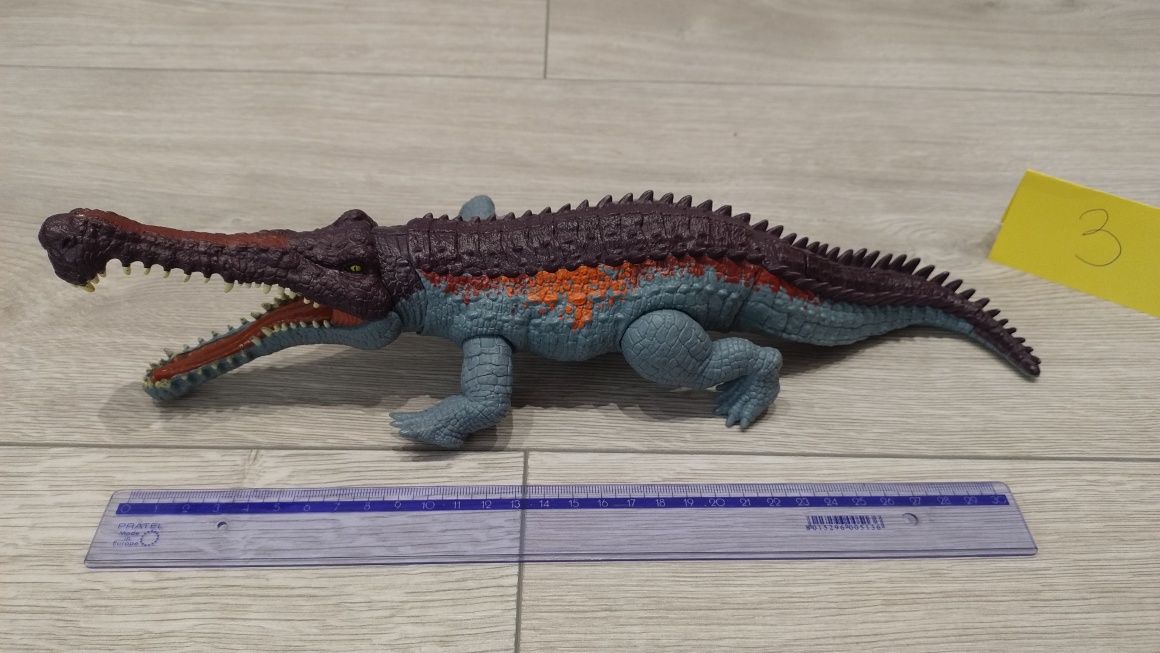 Dinozaury Jurassic World firmy Mattel