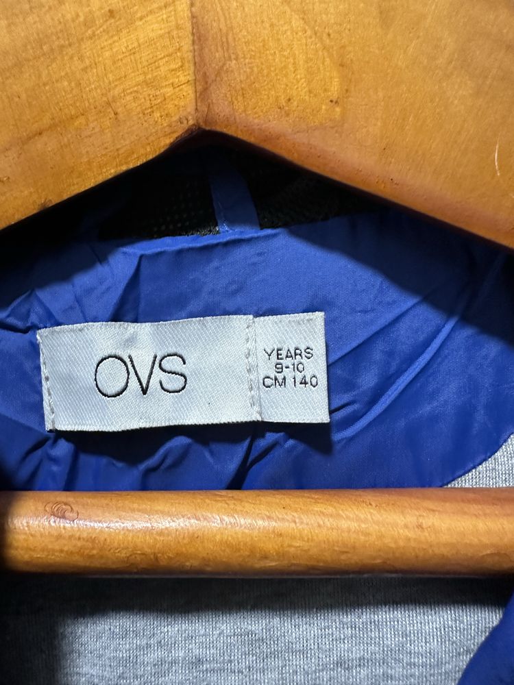 Куртка - вітровка синя OVS на хлопчика 9-10 років