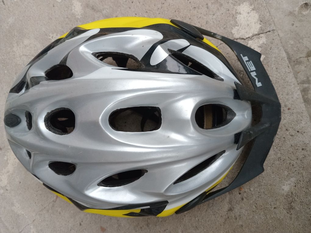 Шлем велосипедный Met 54-61см