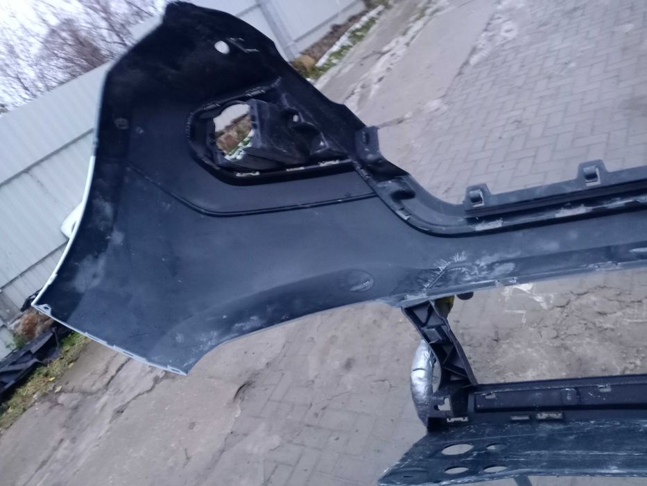 Передній бампер Dacia Duster 18-