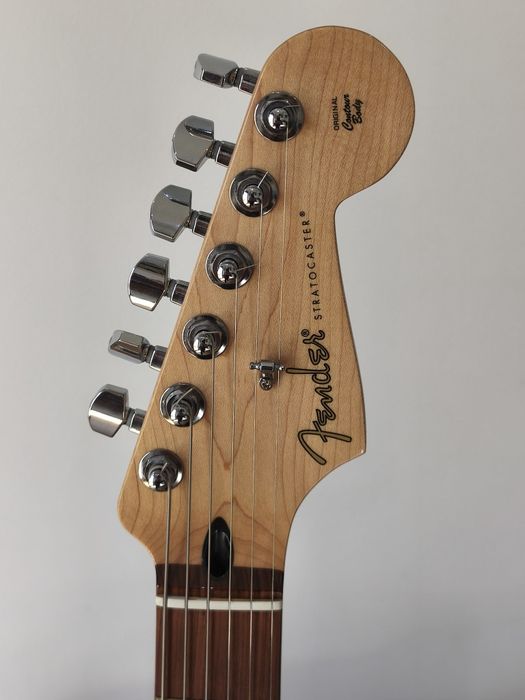 Fender Stratocaster Player limited edition Fiesta Red