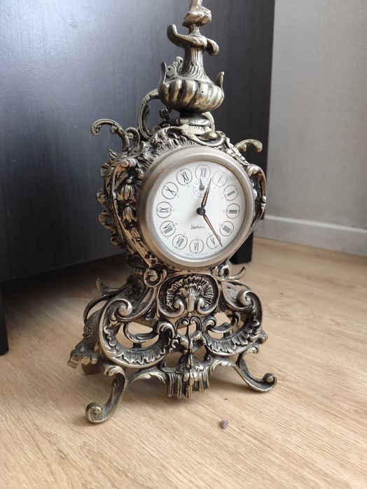 Relógio de ferro fundido da reguladora