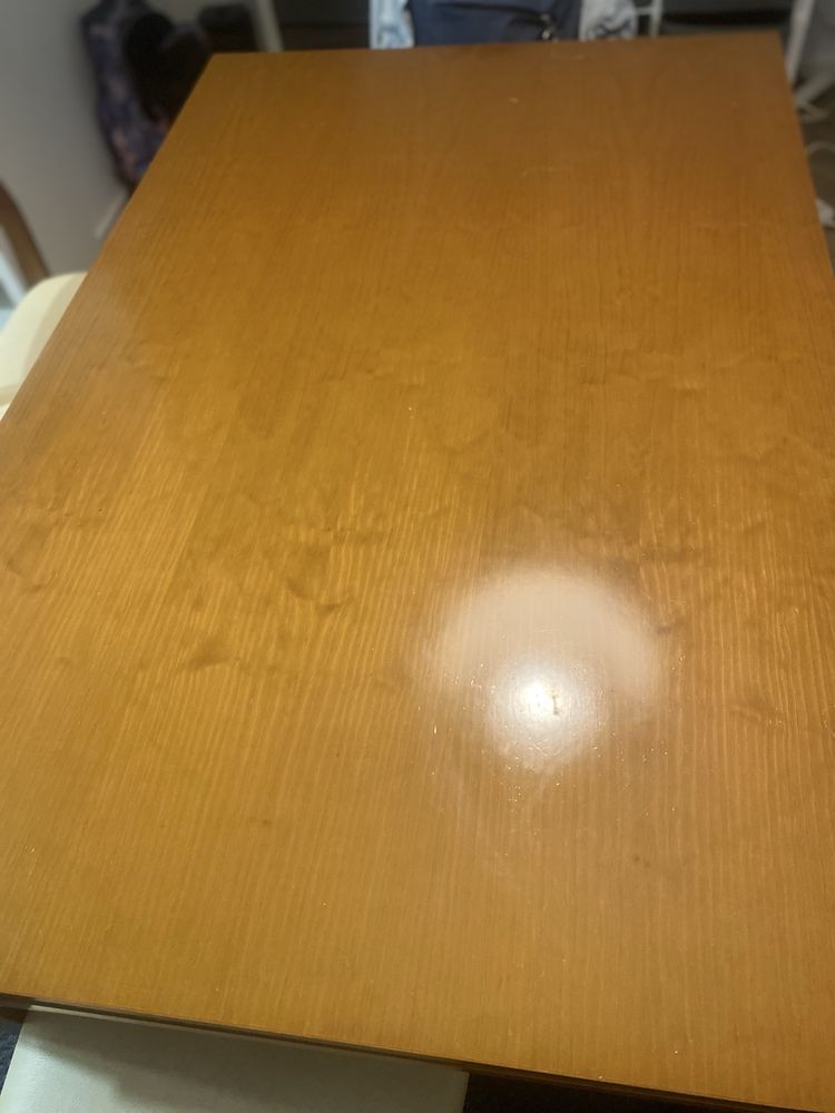 Mesa de jantar com 6 cadeiras