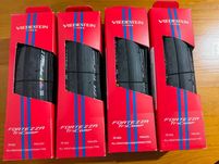 Lote de 4 pneus novos Vredestein Fortezza TriComp