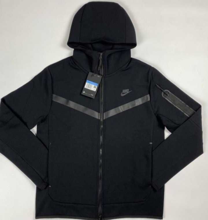 Nike Tech Fleece