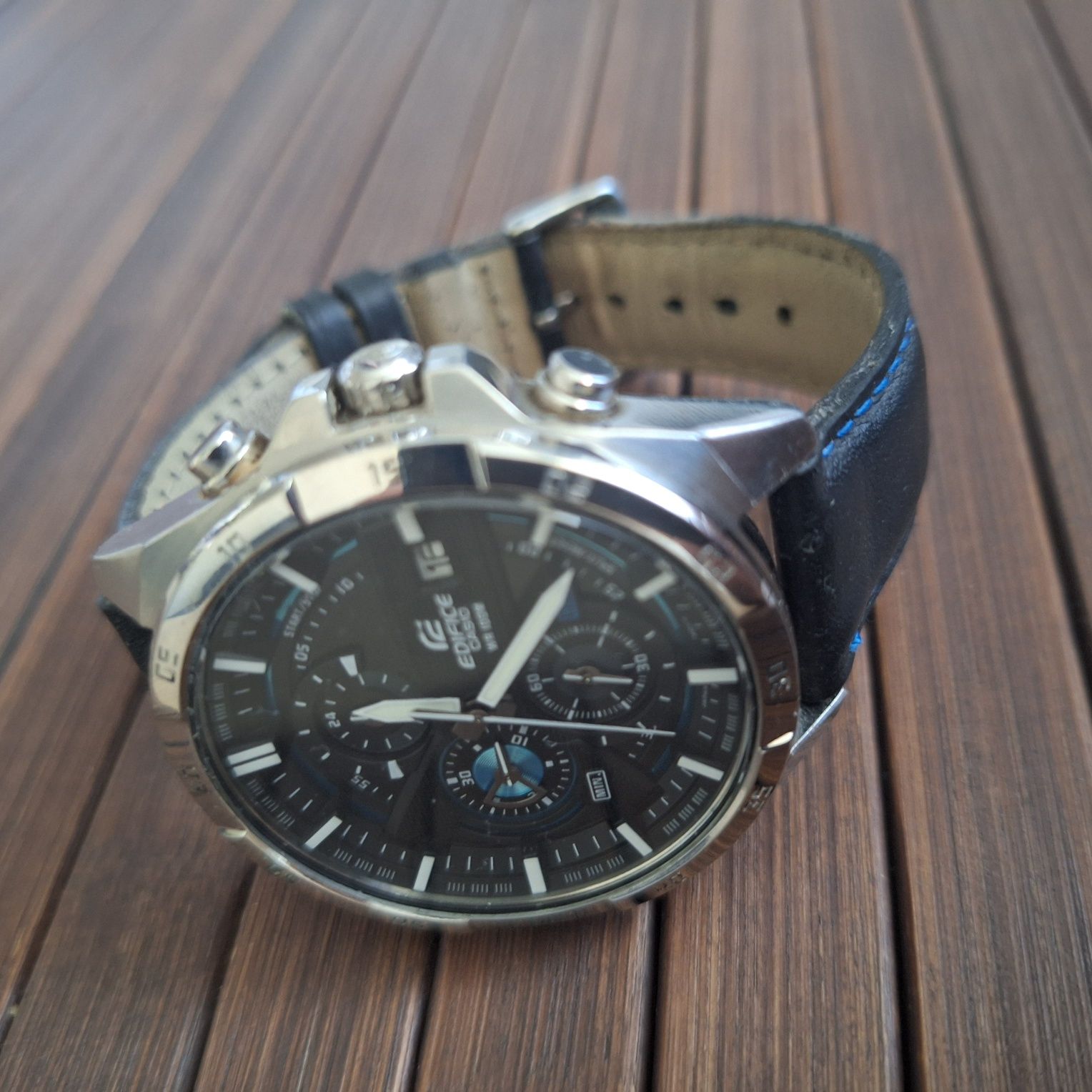 Casio edifice EFR-556L